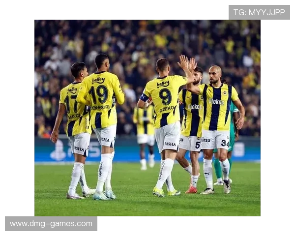 费耶诺德首回合险胜费内巴切,次回合体能成隐患,客战之旅充满悬念 费耶诺德首回合险胜费内巴切,次回合体能成隐患,客战之旅充满悬念