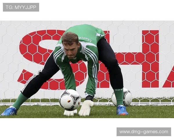 诺伊尔效应:门将角色重塑现代足球 诺伊尔效应:门将角色重塑现代足球