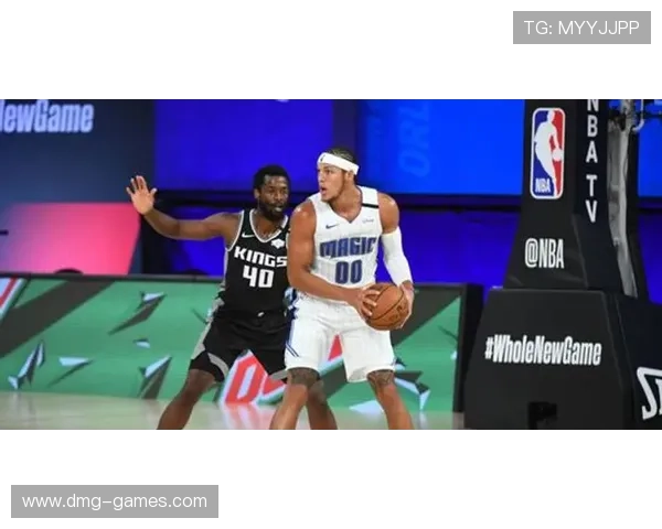 希尔德萨克拉门托回忆:昔日队友如今各奔前程,篮球之路见证成长与蜕变 希尔德萨克拉门托回忆:昔日队友如今各奔前程,篮球之路见证成长与蜕变